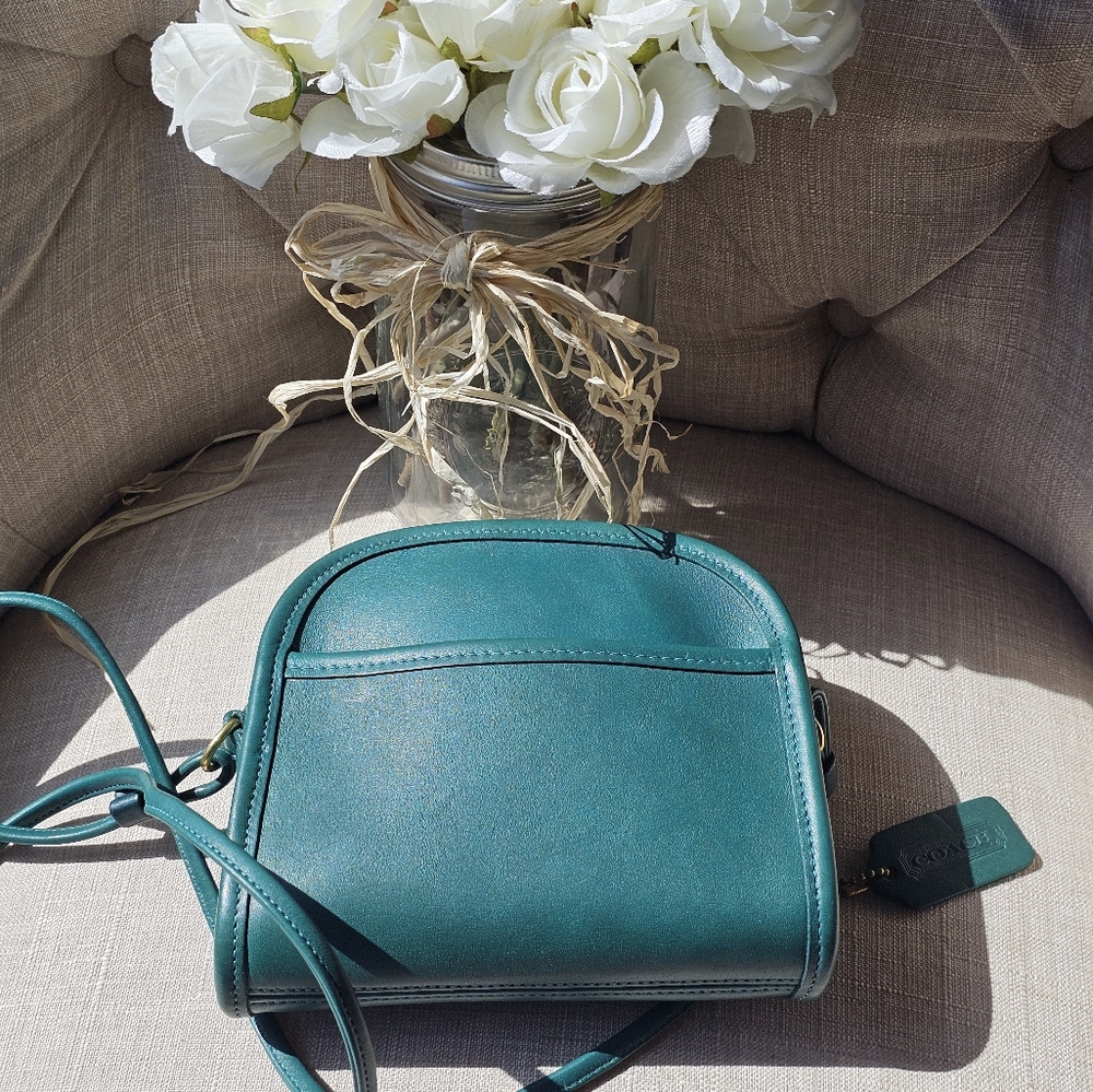 Vintage Coach Abbie Zip Crossbody Shoulder Bag Purse # 9017  ( Jade )